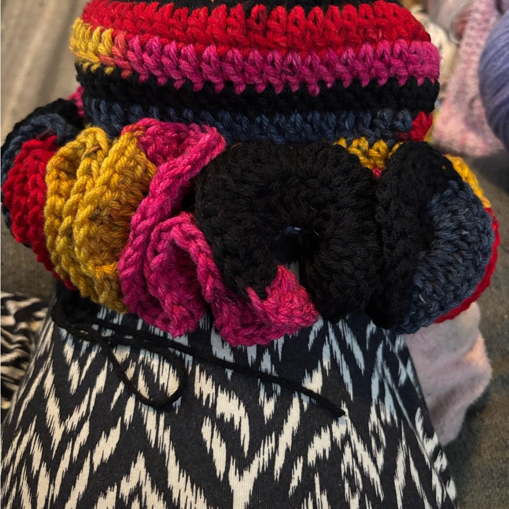 Multicolor Crochet ruffle hat - Picture 2 of 2